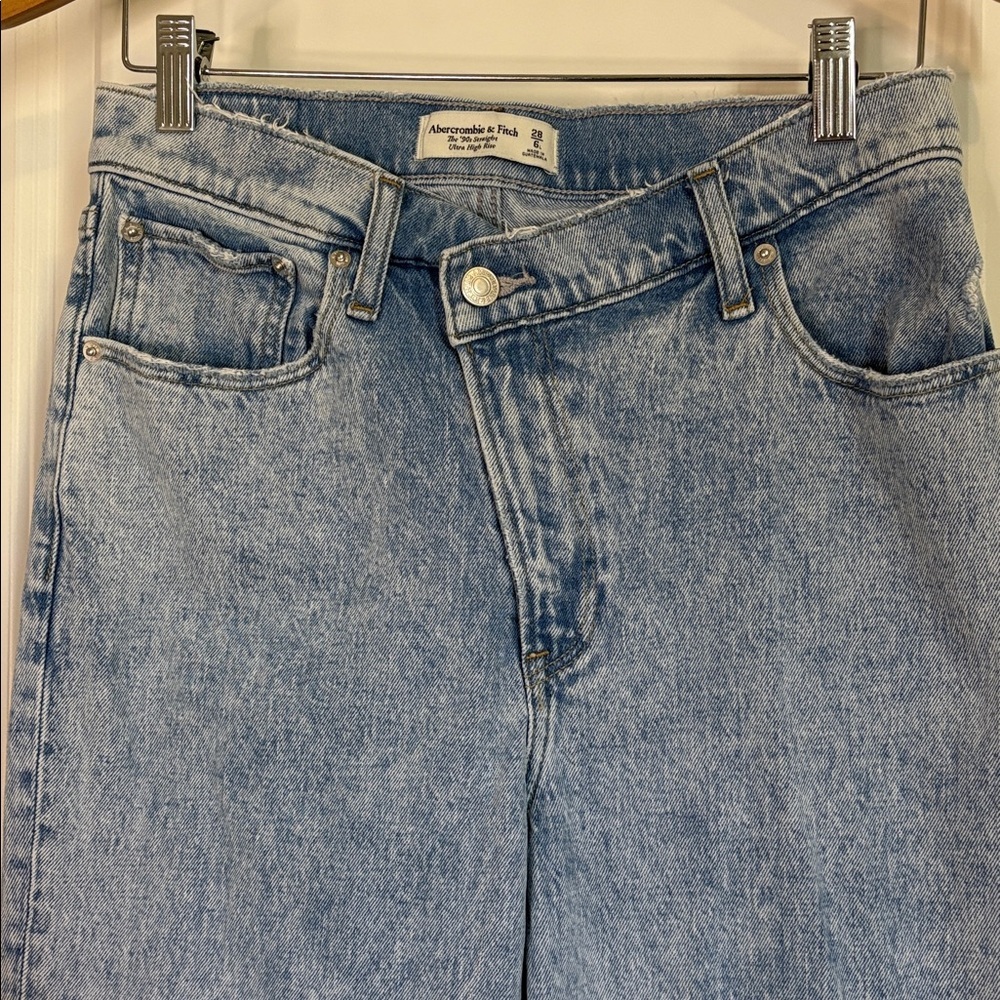 Abercrombie & Fitch The 90s Straight Ultra High-Rise Jeans Crossover Size 28 L - Picture 4 of 9